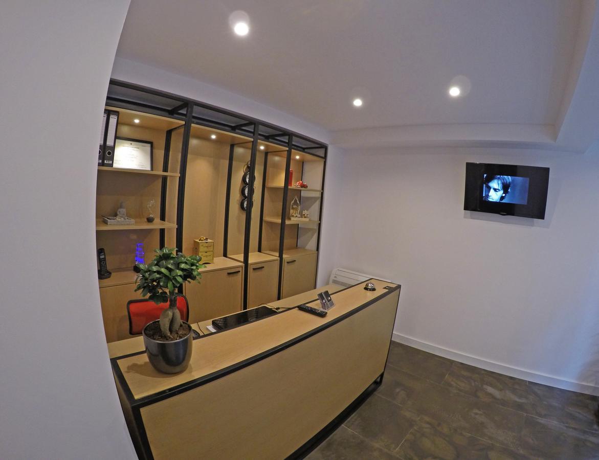 Prime Hotel Tiranë Luaran gambar