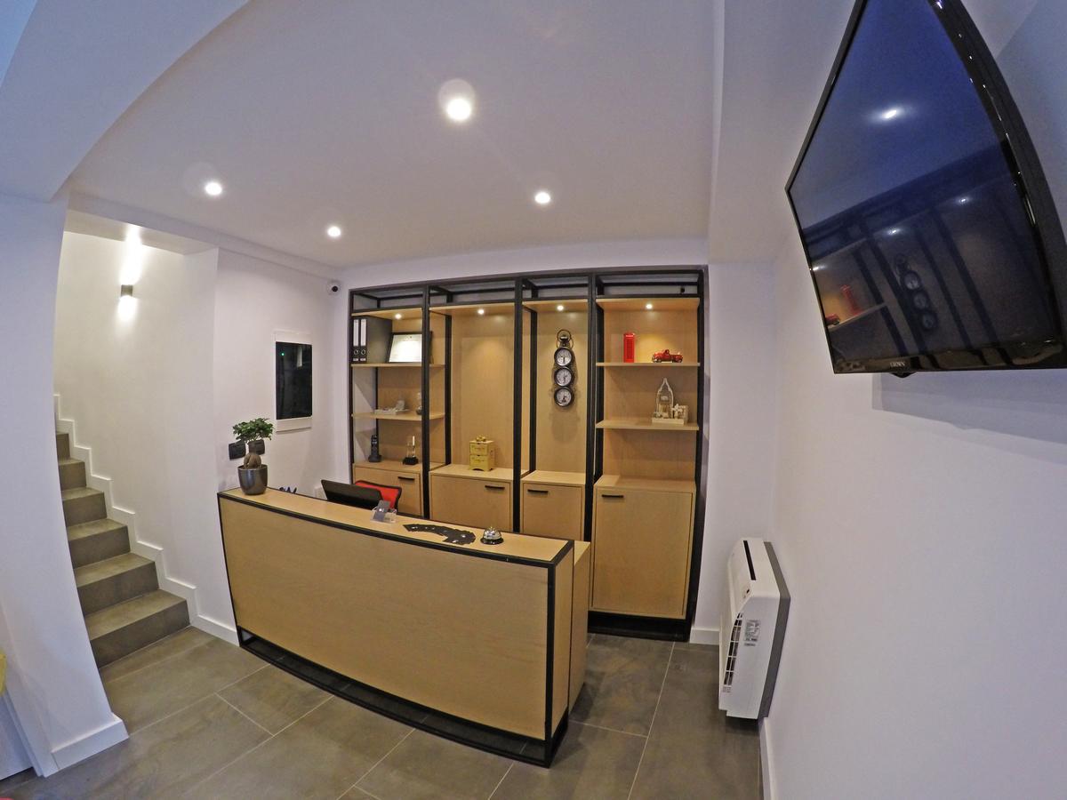 Prime Hotel Tiranë Luaran gambar