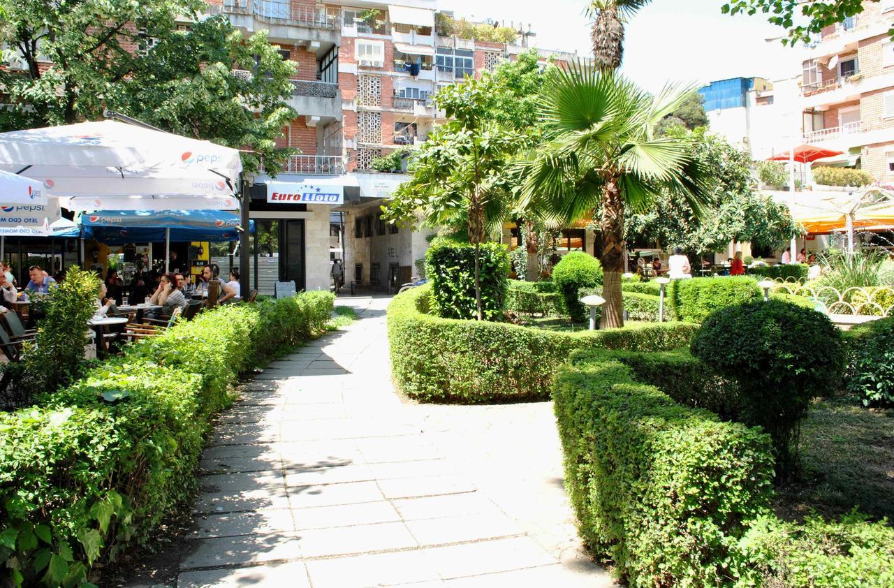 Prime Hotel Tiranë Luaran gambar