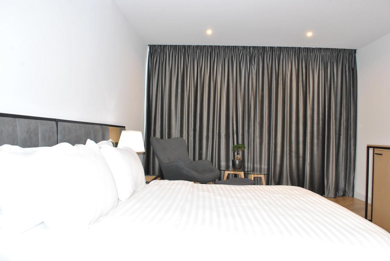 Prime Hotel Tiranë Luaran gambar